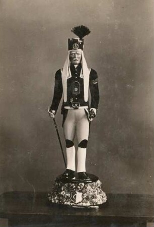 Holzgeschnitzte erzgebirgische Obersteiger-Figur
