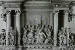 Abendmahl mit flankierenden Tugendfiguren