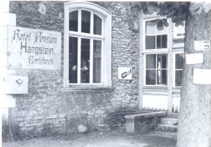 Hotel-Pension Hangstein in Berlebeck Blick auf den Eingangsbereich