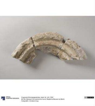 Fragment (Fenstergewände)