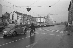 Lameystraße mit einer der letzten Karlsruher Heuerampeln.