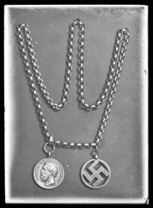 Amtskette (Bürgermeisterdienstauszeichnung) mit Anhänger "Friedrich Großherzog von Baden" und Hakenkreuzanhänger
