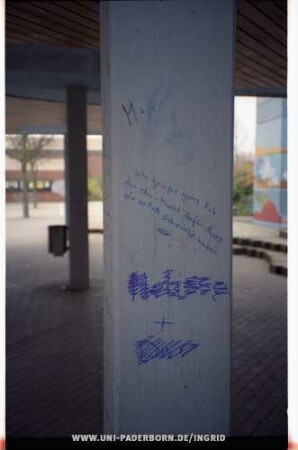 Ich grüße lieb den dm-Markt dafür dass sie so tolle Schminke haben.