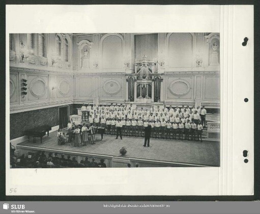 Konzert des Bergsteigerchores mit Instrumental-Gruppe in der M. Glinka-Kapelle : Dirigent: Werner Matschke; Solist: Reinhard Gröschel