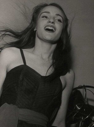 Estella Blain
