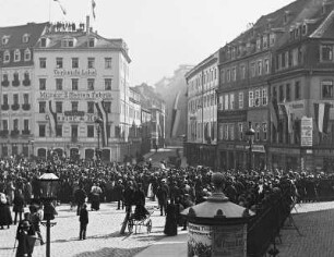 Dresden-Neustadt. Blick vom Neustädter Markt in die Große Klostergasse.