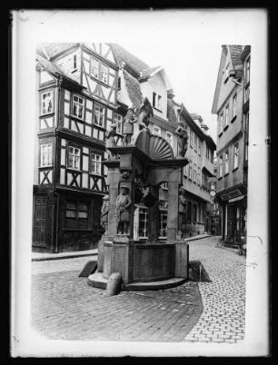 Engelsbrunnen (Richtung Rathausgasse)