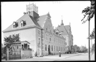 Radebeul. Neues Postamt und Rathaus