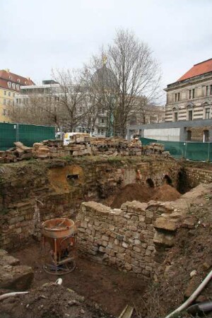 Dresden-Altstadt, Rampische Straße 29. Freigelegter Keller des Vorgängerbaus