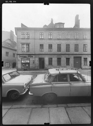 Görlitz-Altstadt. Bäckerstraße 8. Wohnhaus mit Laden. Straßenfront (Teilansicht)