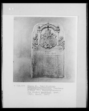 Wappengrabstein für Probst Rauscher, verstorben 1791