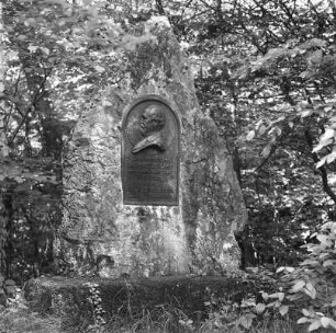 Spielmann-Denkmal; Weilburg, Kanapee