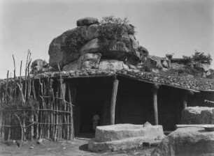 Kloster Debre Bizen : Ein Gebäude des koptischen Klosters Debre Bizen