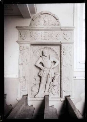 Kirche; Grabmal um 1580