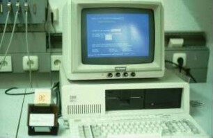 Fotografie: Informationstechnik, Arbeitsplatzcomputer, Datenerfassung, Datenverarbeitung