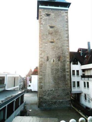 Stadtbefestigung-Wehrturm (Pfeiferturm Jahr 1460)-Ansicht von Norden in Übersicht mit Bossierung sowie Schlitzscharten (Nahverteidigung) und Büchsenscharten (Reichweite bis 600 Meter)