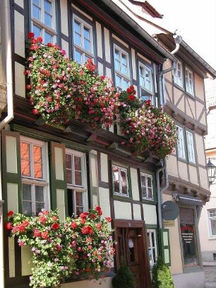 Quedlinburg - Fachwerkhäuser : Historische Fachwerkbauten, aufgenommen in der Weltkulturerbestadt Quedlinburg, ca. 2004