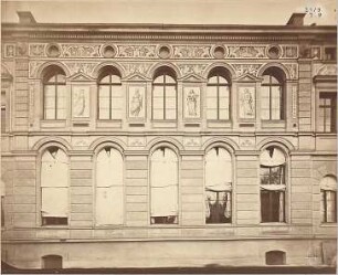 Neureuther, Gottfried von; München; Königlich - Bayerische Polytechnische Schule (TU) - Mittelteil der Westfassade - Chemisch - Physikalische Abtlg.