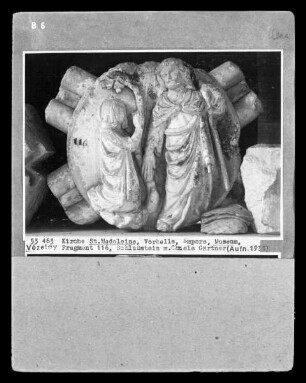 Fragment Nummer 116: Schlussstein mit Christus als Gärtner