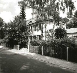 Dresden-Hellerau, Moritzburger Weg 71. Villa (um 1909, R. Riemerschmid)