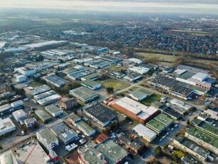 Barsbüttel: Luftbild des Gewerbegebiets: im Hintergrund Ort