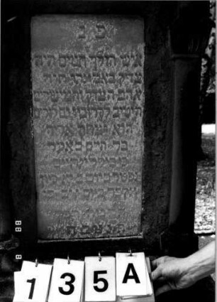 Grabstein 135A