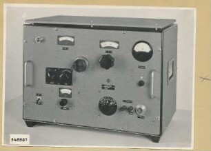 Transportabler Mess-Sender HF 2843, Frontseite, Foto 1954