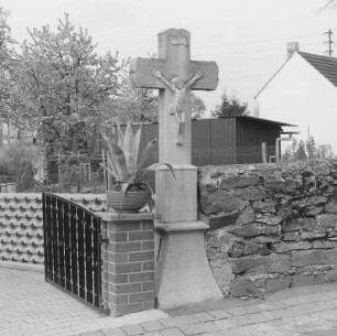 Wegkreuz; Hadamar, Oberzeuzheimer Straße 23