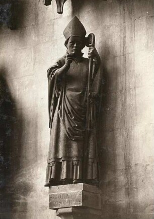 Meißen. Dom, hoher Chor Standbild: Heiliger Donatus von Arezzo, Schutzheiliger des Domstifts. Sandstein; Höhe 2,10 m. um 1250