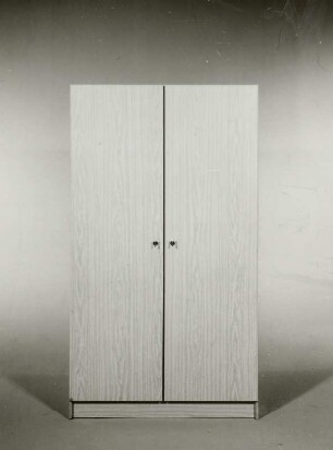 Schrank (Modell 550)
