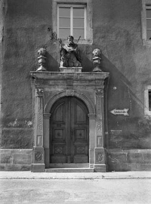 Nördliches Portal (ehemalige Klosterpforte)