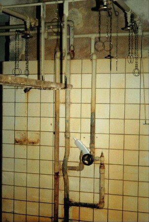 Flussspatgrube: Detail der Dusche