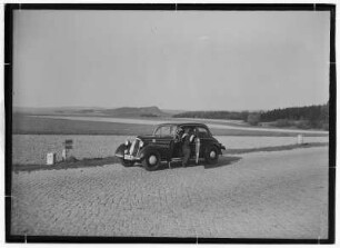 Königstein. DKW "Karlchen" mit Person