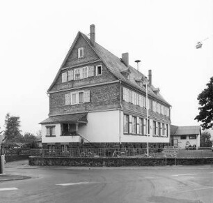 Schule (Massivbau); Hirzenhain, Schulstraße 23
