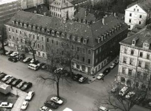 Dresden-Neustadt. Blick vom Turm der Dreikönigskirche über die Königstraße mit Bürgerhäusern Nr. 13/11 nach West-Nordwesten