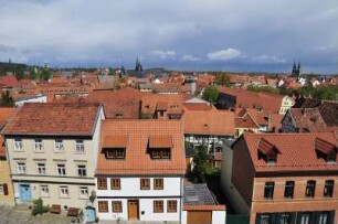 Quedlinburg - Stadtübersicht : Stadtübersicht aus dem Schlossgarten, aufgenommen in Quedlinburg am 14. April 2014. Foto Uwe Gerig