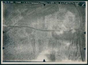 Foto der Stellungen um Bullecourt zwischen Arras und Cambrai (Luftbild)