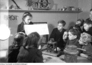 Dresden, Dobritz. Ernst-Schneller-Schule, Matinee zu Fragen der Schulbildung, 1946