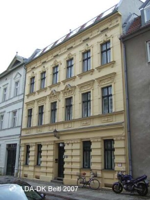 Mietshaus & Nebengebäude & Stall; Berlin, Spandau