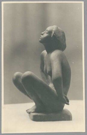 Kauernde, 1917, Bronze
