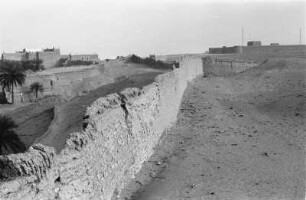 Mauern von Gadames : Blick auf Mauern vor der Stadt Gadames