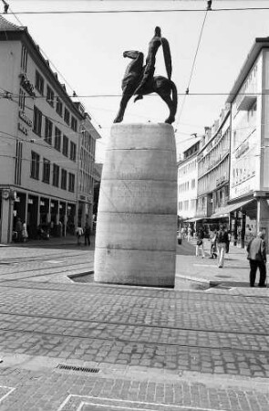 Freiburg i. Br.: Neu aufgestellter Bertoldsbrunnen