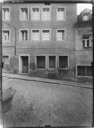 Meißen-Altstadt, Hohlweg 5. Wohnhaus (16. Jh. ?). Straßenfront (Teilansicht)