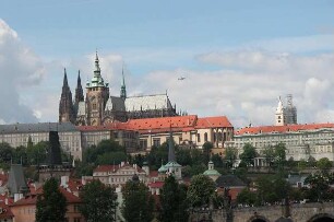 Prag - Hradschin und Veitsdom : Blick zum Hradschin und Veitsdom. Aufgenommen in Prag 2004