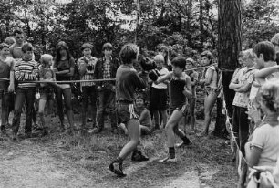 Ferienlager bei Prieros. Kinder beim Boxen