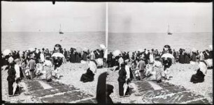 Dieppe. Strand mit Badegästen