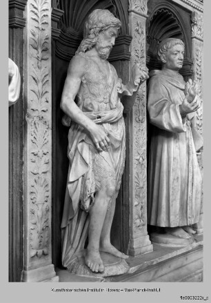 Altar mit den Heiligen Franziskus, Johannes dem Täufer, Antonius von Padua : Altarplatte mit Heiligen in Nischen