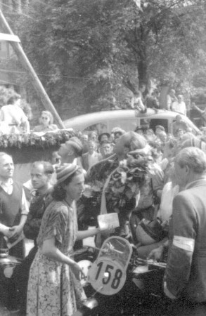 Rennbahn Leipzig- Scheibenholz. Autorennen. Fotoserie