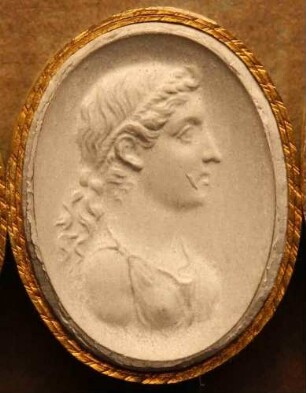 Profilbildnis der Semiramis (Daktyliothek, Das Alterthum nach Lippert und Visconti)