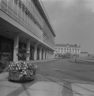 Dresden. Johanneum, Verkehrsmuseum und Kulturpalast